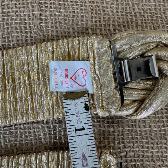 Vintage women’s brand GoodHeart , wide gold metallic stretch belt size S-M 27-32 - Picture 6 of 13